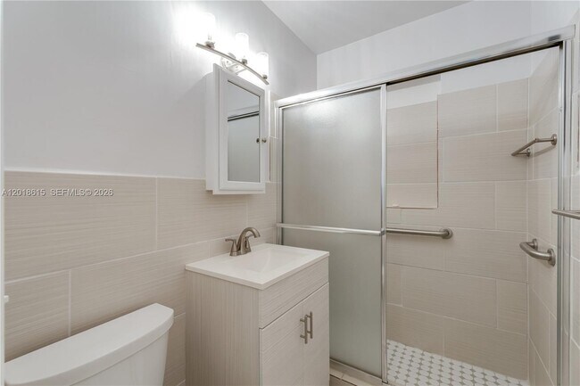 Building Photo - 6531 SW 57th Pl