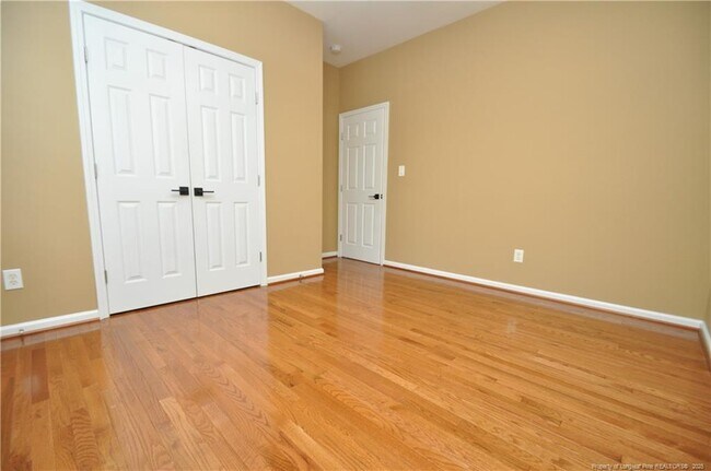 Building Photo - 248 N Honey Springs Ave