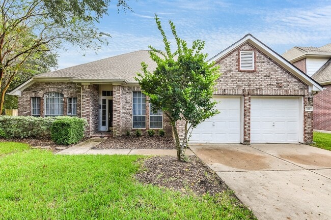 Primary Photo - 317 Vantage Pointe Cir
