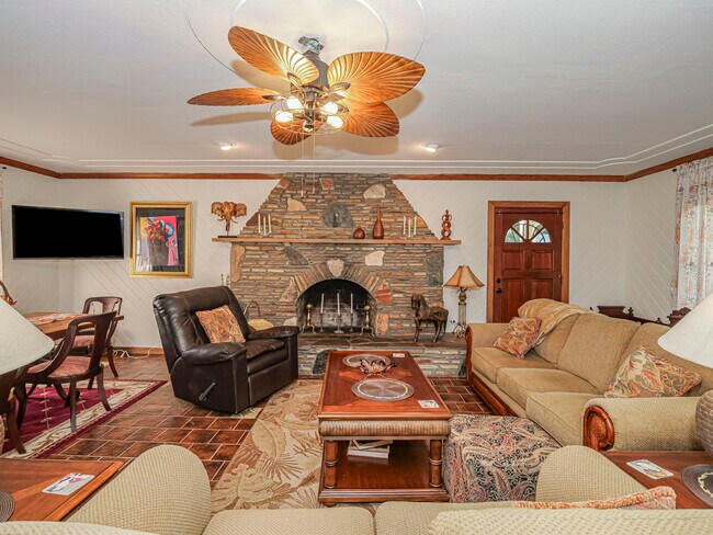 Building Photo - 174 Joy Haven Dr