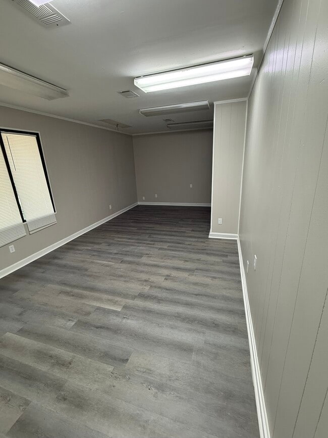 Building Photo - 1513 Rex St