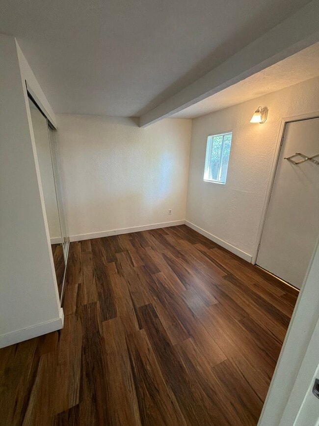 Building Photo - Charming 2 Bedroom, 2 Bathroom Home with ADU in Desirable Land Park Area