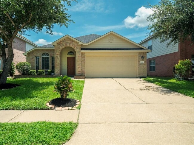 Primary Photo - 2414 Alcove Foster Ct