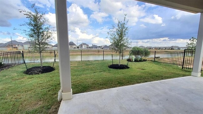 Building Photo - 2331 Birch View Ln