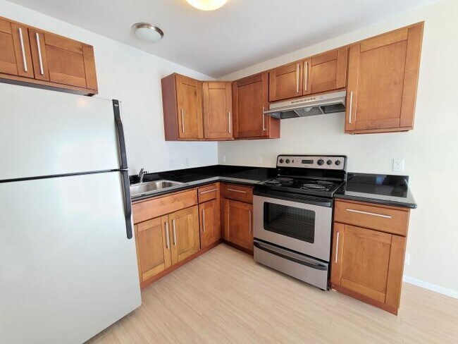 Building Photo - 1 bedroom in San Francisco CA 94114