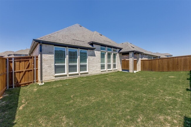 Building Photo - 6204 Mulberry Creek Ln