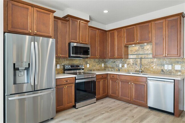 Building Photo - 7819 Hardenton St