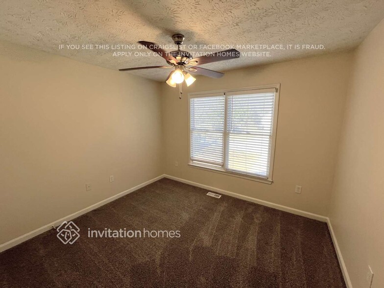 Building Photo - 10 Brookstone Ct