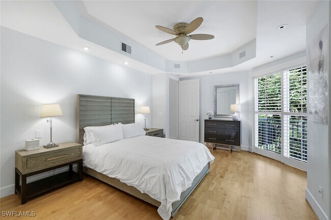 Building Photo - 1560 Clermont Dr