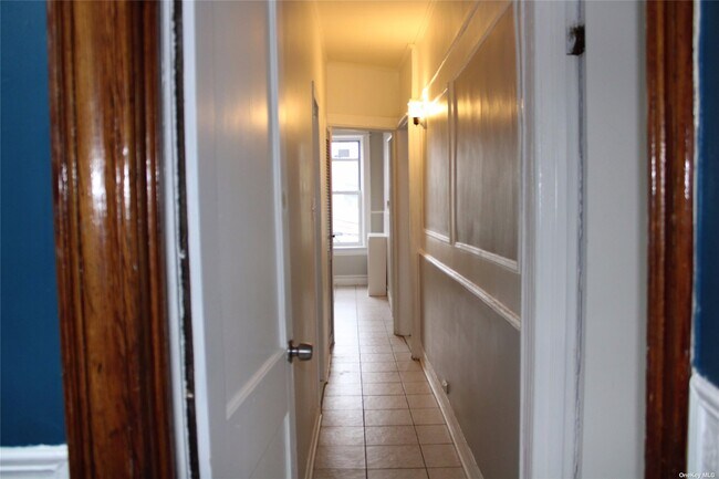 Building Photo - 78-10 82nd St