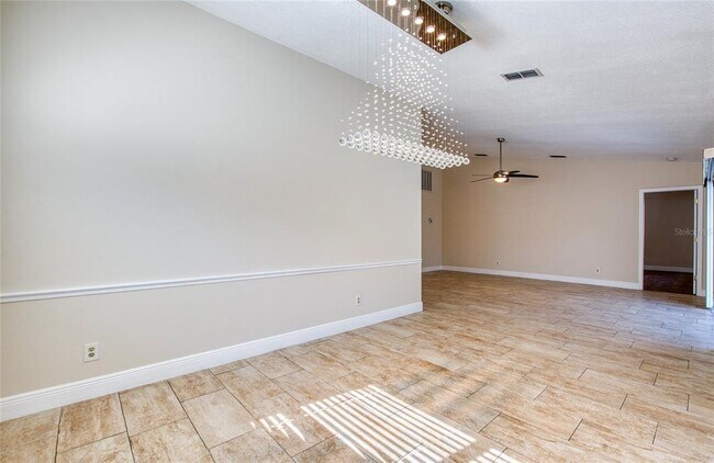 Building Photo - 1925 Brookstone Way