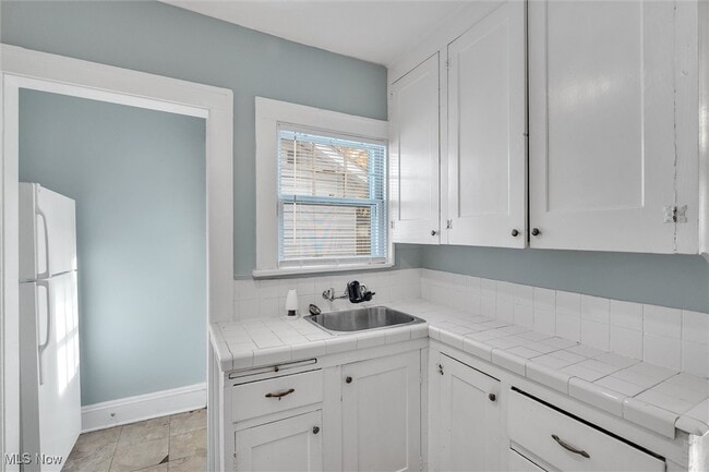 Building Photo - 3328 Kildare Rd