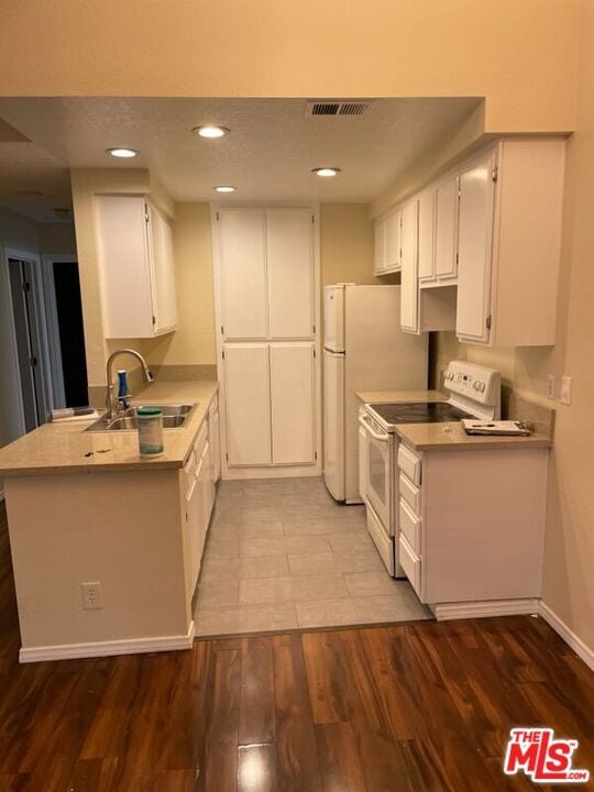 Primary Photo - 8725 Beckenham Ln