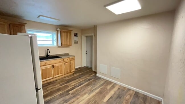 Building Photo - 1034 23rd Ave