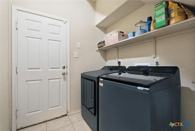 Building Photo - 3313 Parkmill Dr