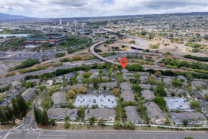 Building Photo - 393 Mananai Pl