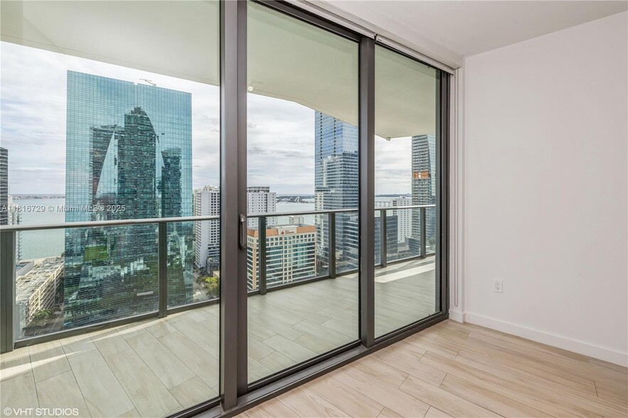 Building Photo - 1300 S Miami Ave