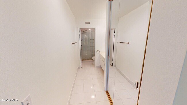 Building Photo - 177 Via Colinas