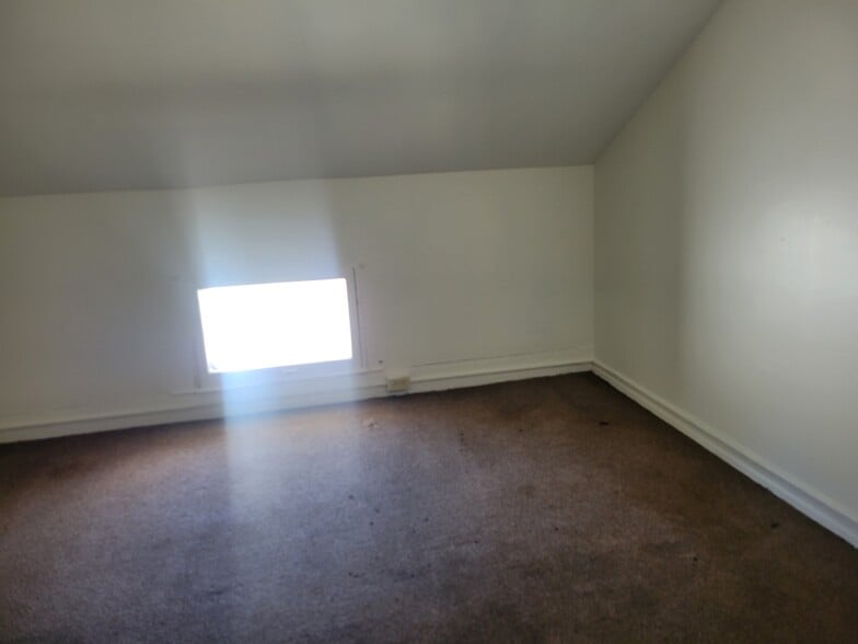 Building Photo - 59 Pearl St