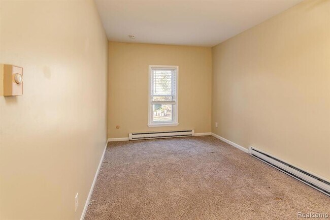 Building Photo - 9798 Mcgregor Rd