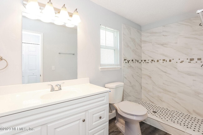 Building Photo - 2520 Townsquare Dr