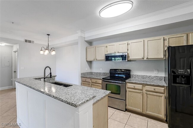 Building Photo - 11550 Villa Grand