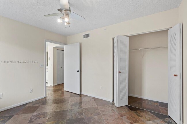 Building Photo - 9511 Weldon Cir