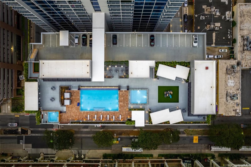 Building Photo - 1391 Kapiolani Blvd