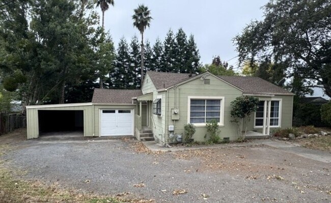 Building Photo - 6701 Palm Ave