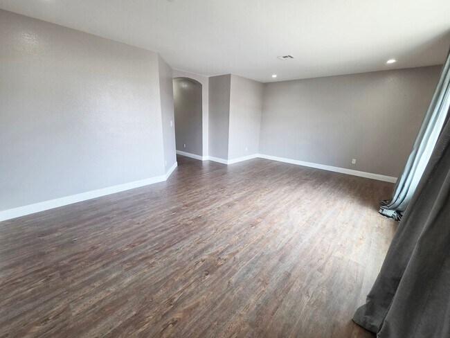 Building Photo - 9946 Burton Lake Ct