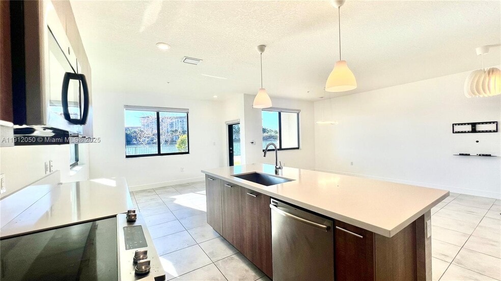 Building Photo - 4670 NW 84th Ave