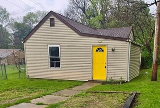 Building Photo - 2 bedroom home in Berrien Springs