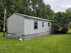 Building Photo - 146 Courtney Ln