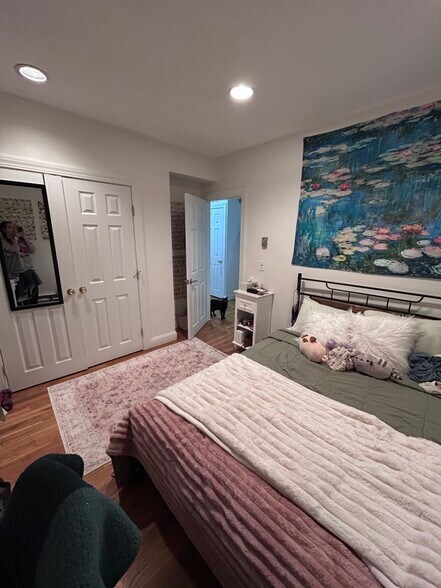 Building Photo - 73 Westland Ave