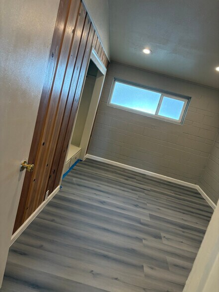 Building Photo - 4705 Yosemite Blvd