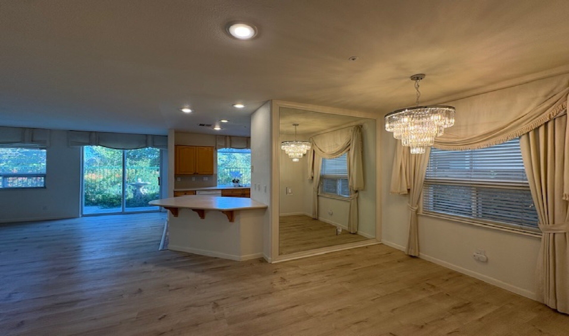 Building Photo - 5630 Highcrest Ct