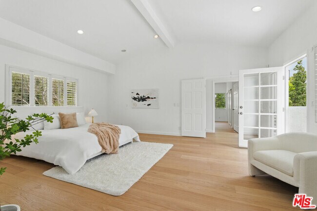 Building Photo - 5220 Melvin Ave