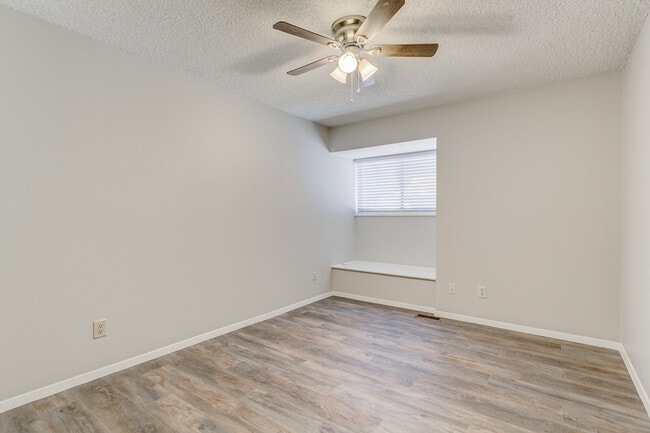 Building Photo - 1140 Holli Springs Ln