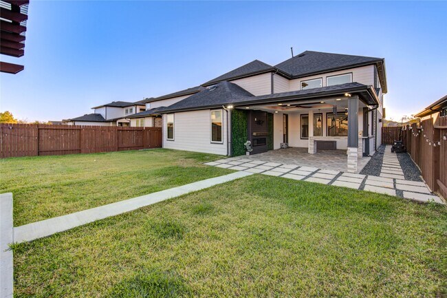 Building Photo - 3223 Cripple Creek Dr