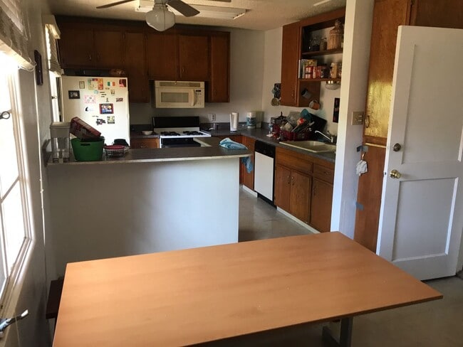 Building Photo - 4544 El Cerrito Dr