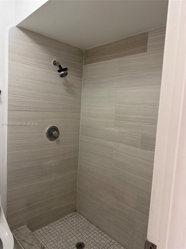 Building Photo - 1419 Yellowthroat St