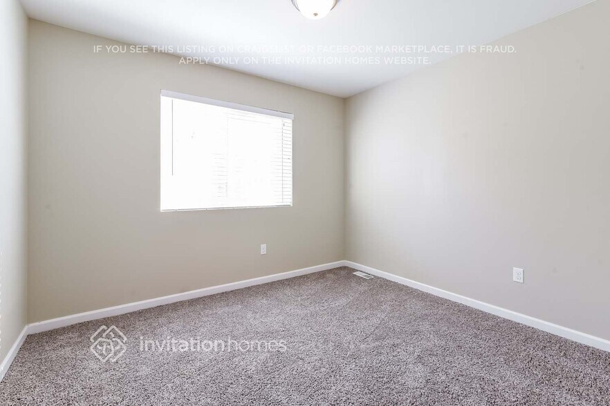 Building Photo - 19129 18th Ave Ct E