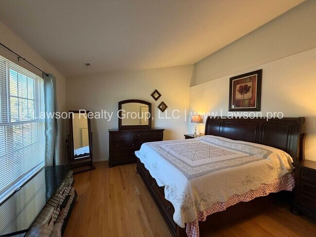 Building Photo - Gorgeous Classic Cave Spring Colonial in S...