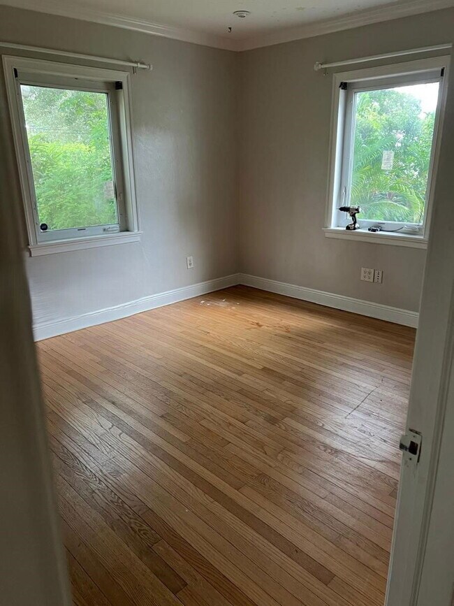 Building Photo - Northwest 98th Street, Miami Shores, FL 33150 - 3 BR 2 BA single-family home