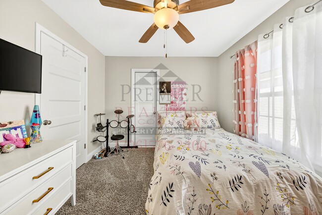 Building Photo - 6897 Omaha Dr