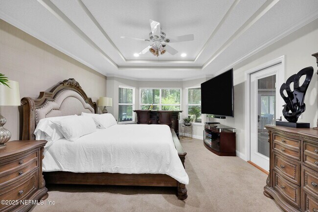 Building Photo - 526 Oakmont Dr