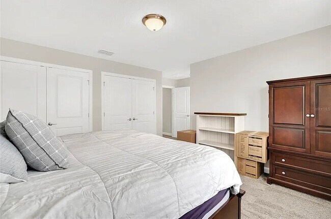 Building Photo - 11932 Satire St