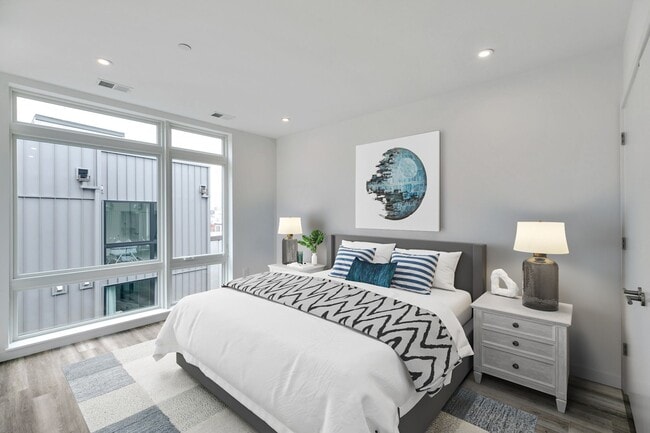 Building Photo - 1 Bedroom in Northern Liberties - Parking Available