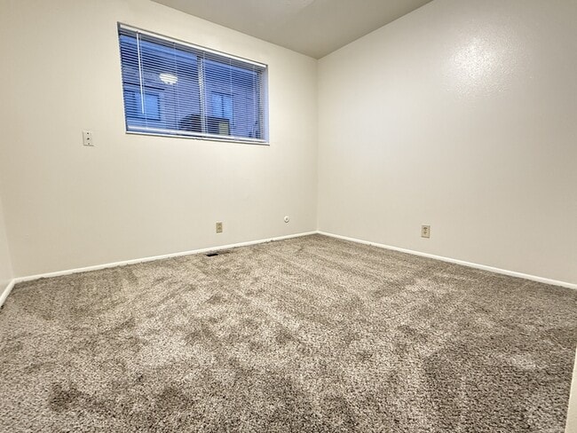 Building Photo - 2175 S 300 E