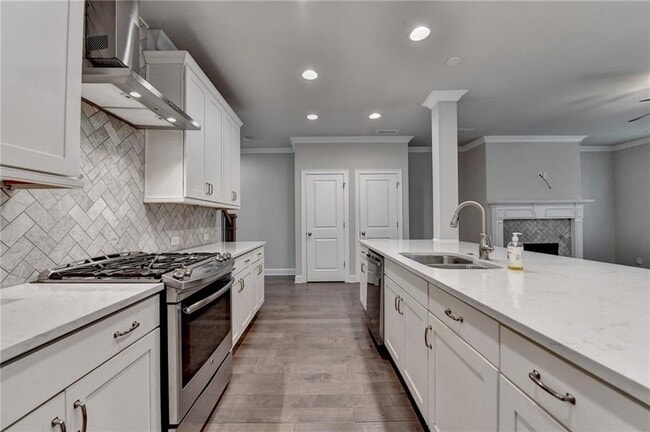 Building Photo - 5240 Cresslyn Rdg